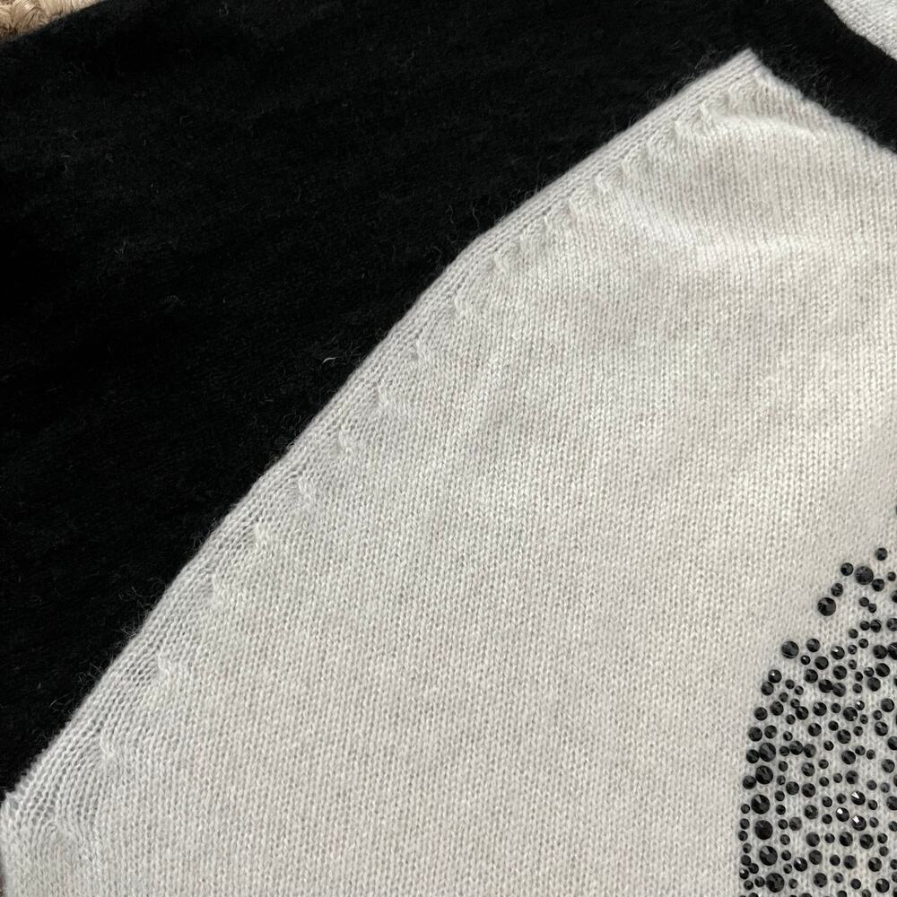 AQUA Women’s 100% Cashmere Sweater M Rhinestone Skull Raglan Black Ivory - Picture 8 of 8